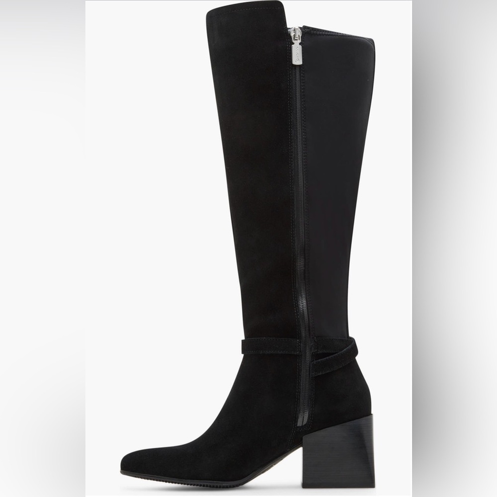 BLONDO Twila Waterproof Knee High Suede Boot
Size 8 - Picture 5 of 9